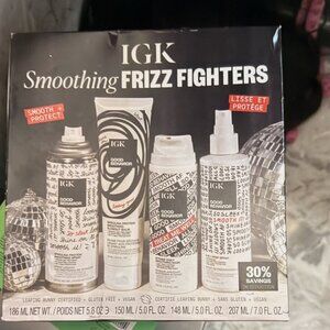 IGK Frizz Fighting Kit